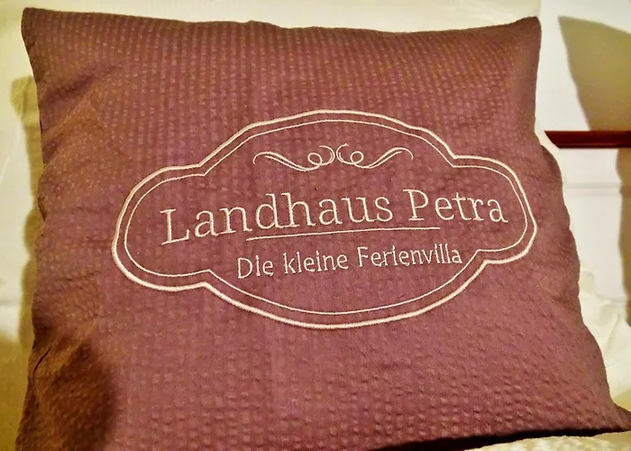 Semesterbostad Petra - Kleine Ferienvilla
